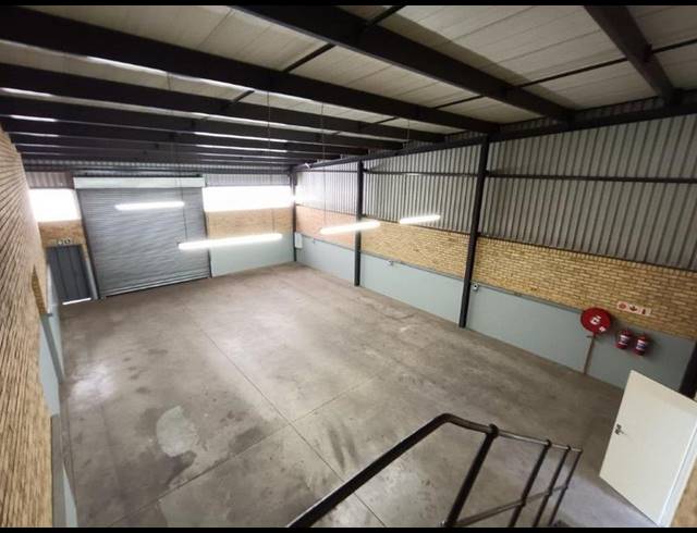 INDUSTRIAL PROPERTY TO RENT IN CHAMDOR